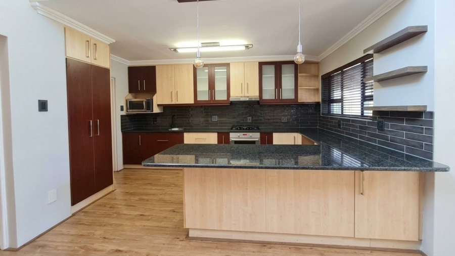 3 Bedroom Property for Sale in Hunters Home Western Cape